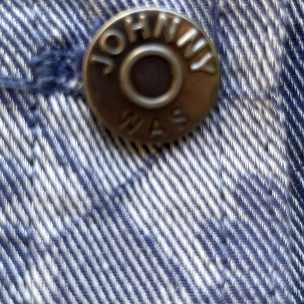Johnny Was Blue Denim Button Detail - Picture 5 of 6